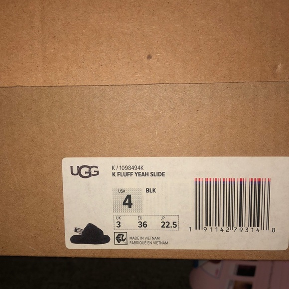 🎉Ugg Fluff Yeah Slide - Picture 3 of 3